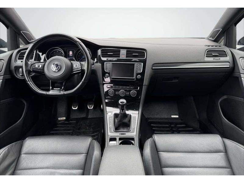 volkswagen Golf R 2017 - 30