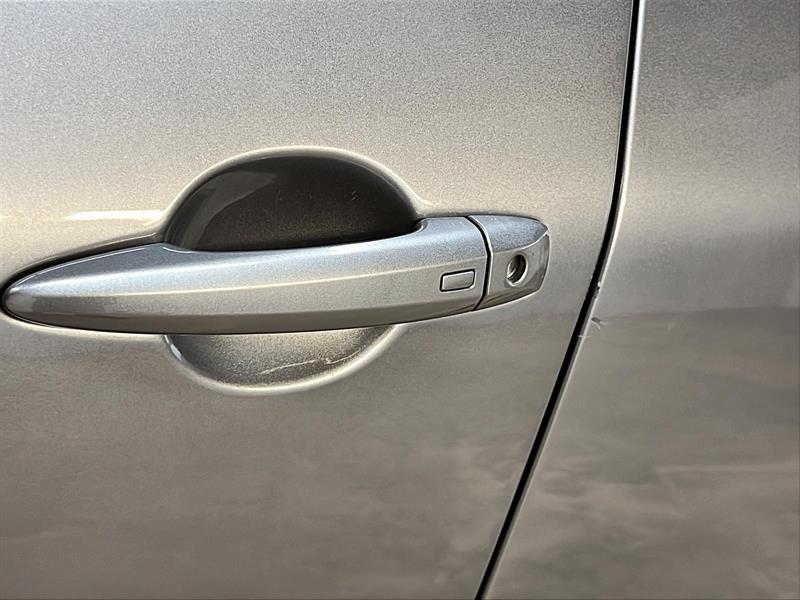 nissan Rogue 2023 - 25