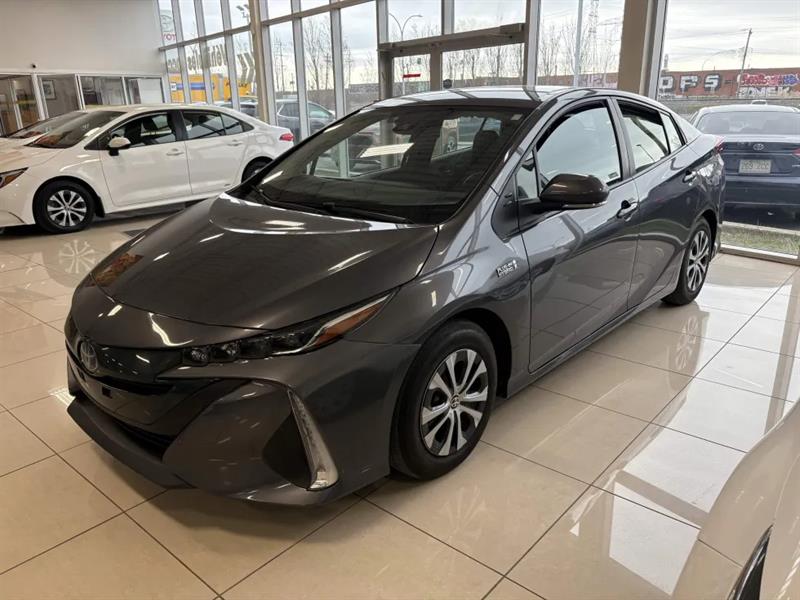 toyota Prius Prime 2021