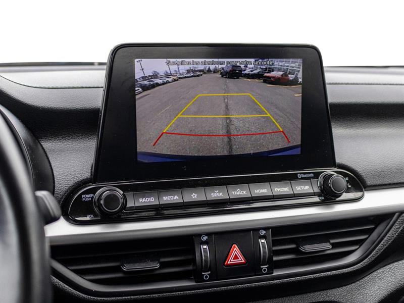 kia Forte 2021 - 19