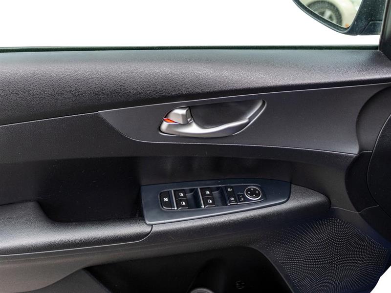 kia Forte 2021 - 29