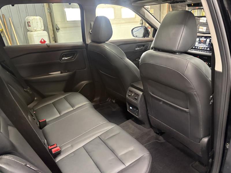 nissan Rogue 2022 - 32