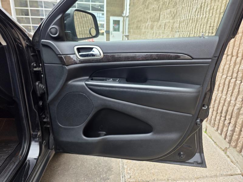 jeep Grand Cherokee 2011 - 22