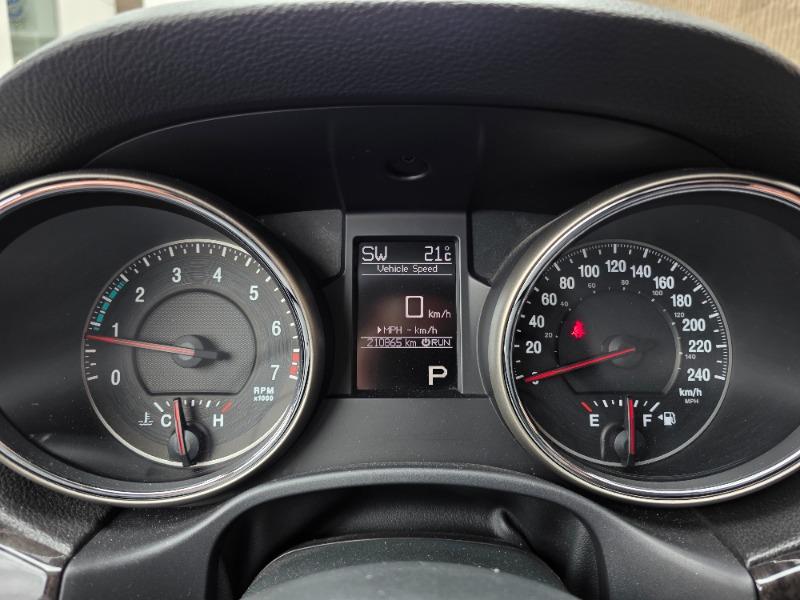 jeep Grand Cherokee 2011 - 26