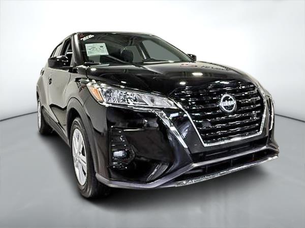nissan Kicks Play 2025