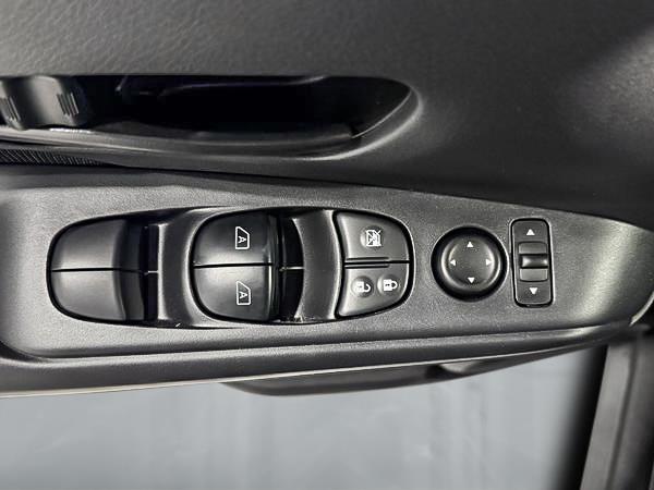 nissan Kicks Play 2025 - 12