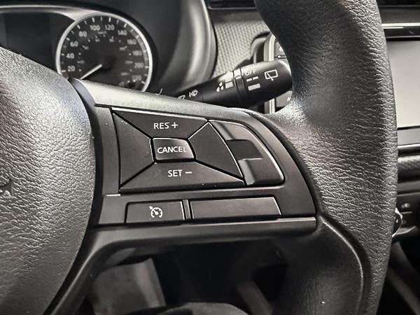 nissan Kicks Play 2025 - 16