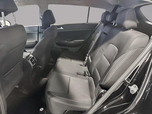 kia Sportage 2018 - 24