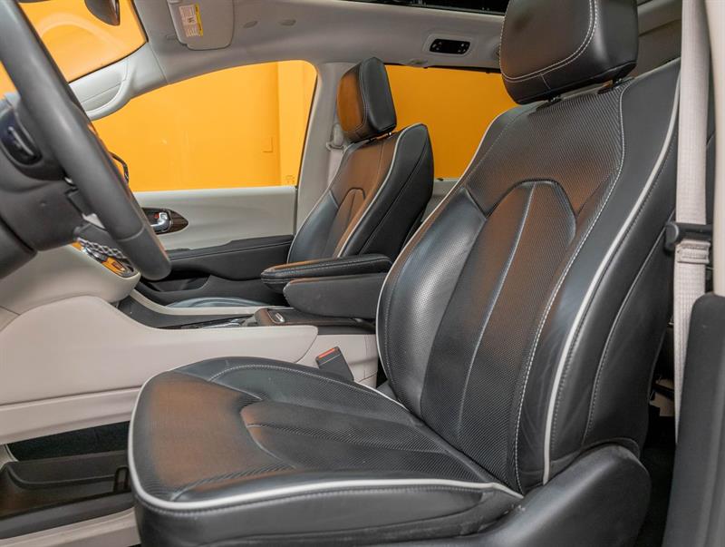 chrysler Pacifica 2024 - 11
