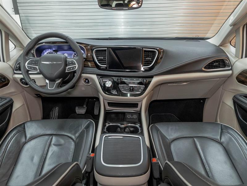 chrysler Pacifica 2024 - 12