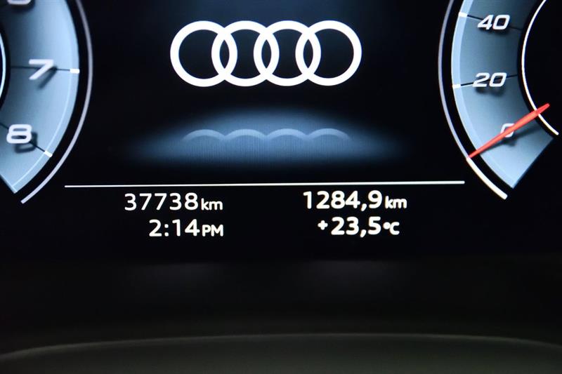 audi SQ7 2025 - 19