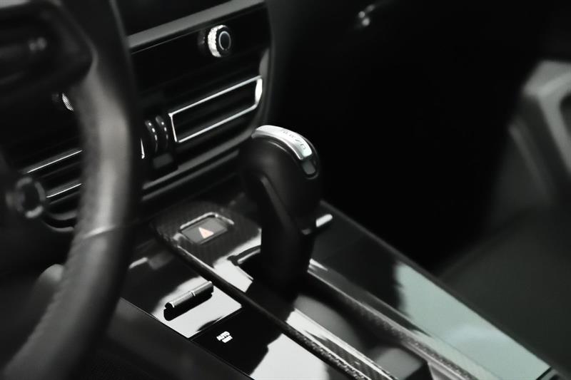 porsche Macan 2023 - 12