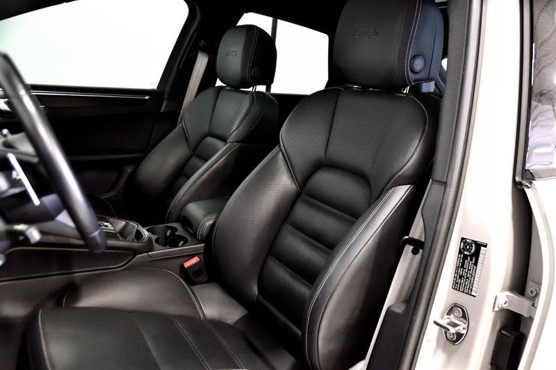 porsche Macan 2023 - 15