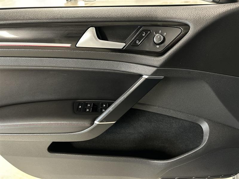 volkswagen Golf GTI 2015 - 24
