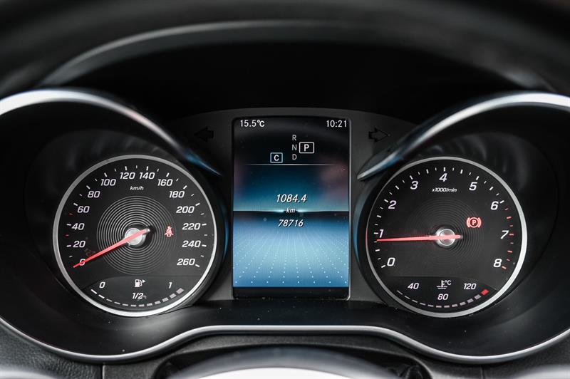 mercedes-benz C300 2020 - 16