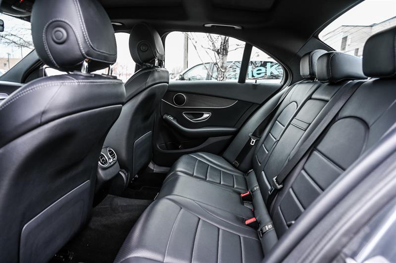 mercedes-benz C300 2020 - 20