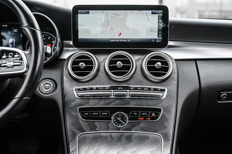 mercedes-benz C300 2020 - 23