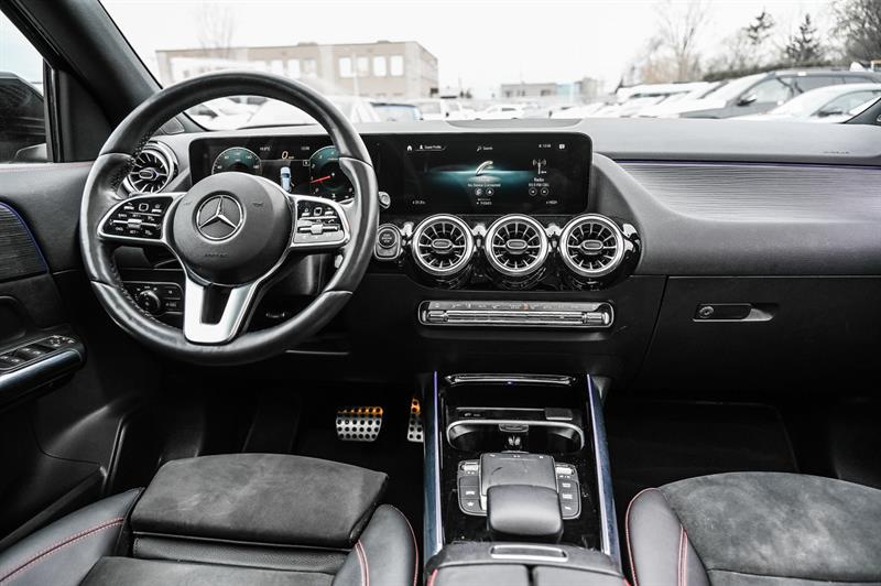 mercedes-benz GLA250 2022 - 25