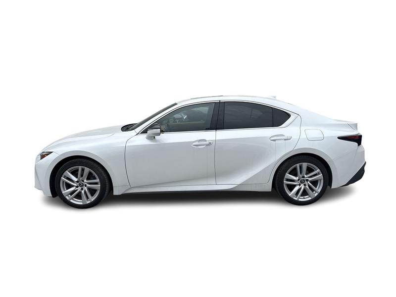 lexus IS 300 2022 - 6