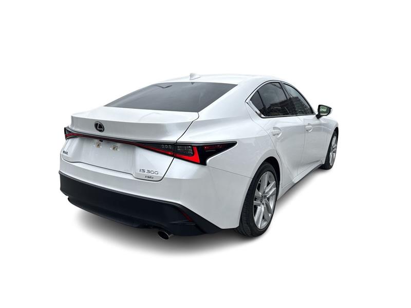 lexus IS 300 2022 - 10