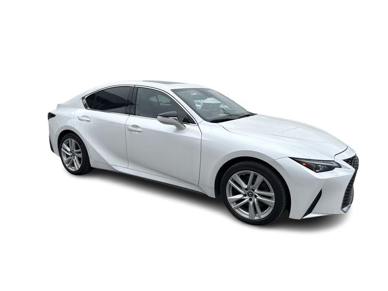 lexus IS 300 2022 - 13