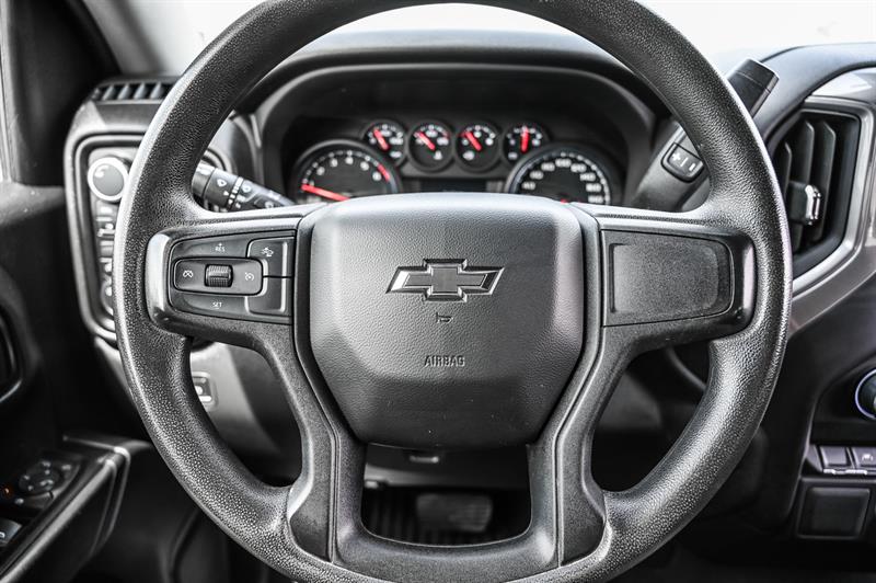 chevrolet Silverado 1500 2022 - 18