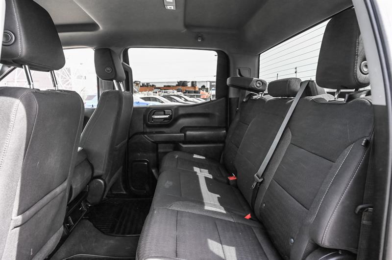 chevrolet Silverado 1500 2022 - 24