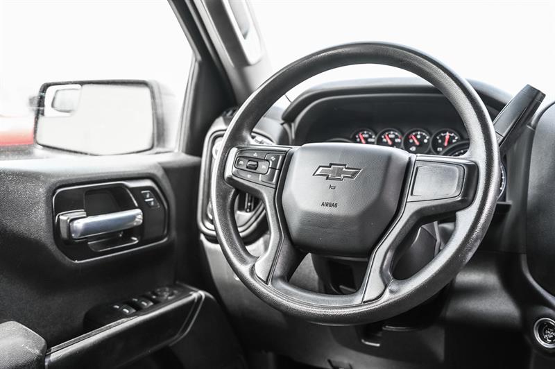 chevrolet Silverado 1500 2022 - 26