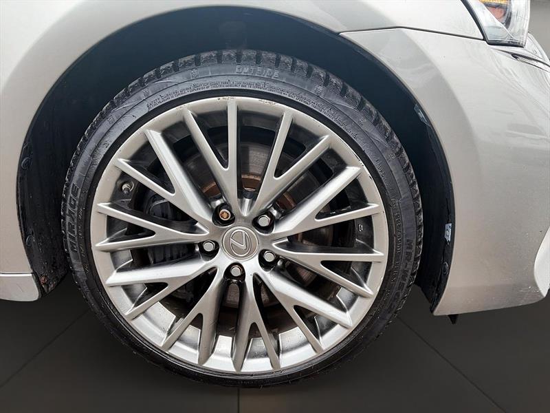 lexus IS 300 2017 - 4