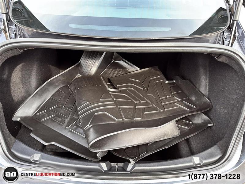 tesla Model 3 2020 - 11