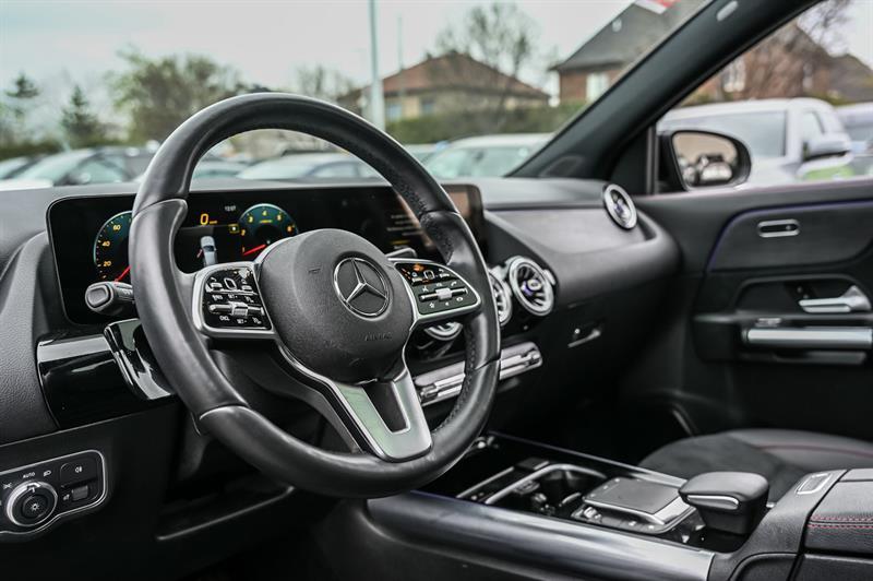 mercedes-benz GLA250 2022 - 16