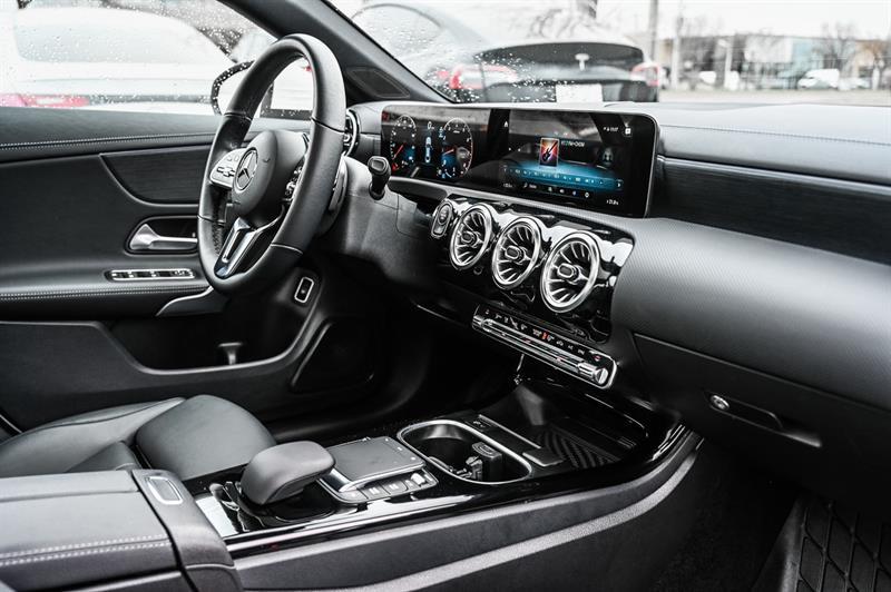 mercedes-benz CLA250 2023 - 29