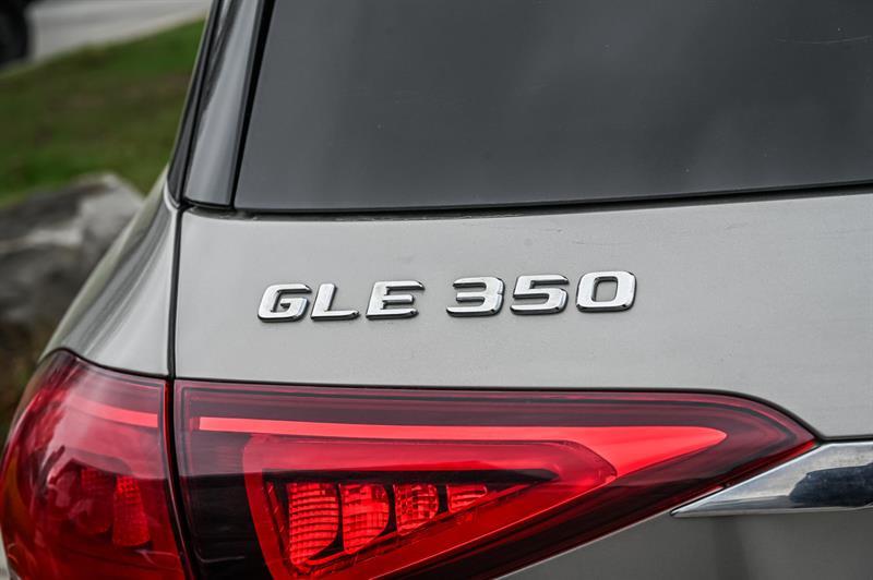 2022 Mercedes-Benz GLE - Image 8