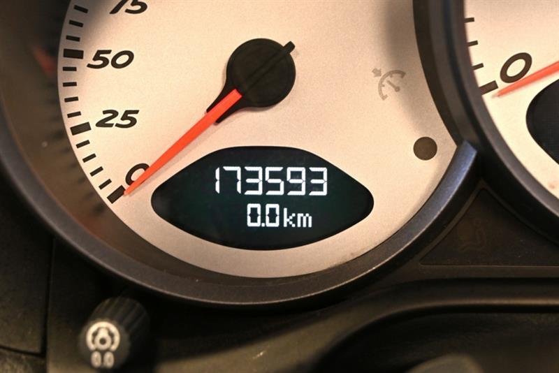 2006 Porsche Boxster - Image 25
