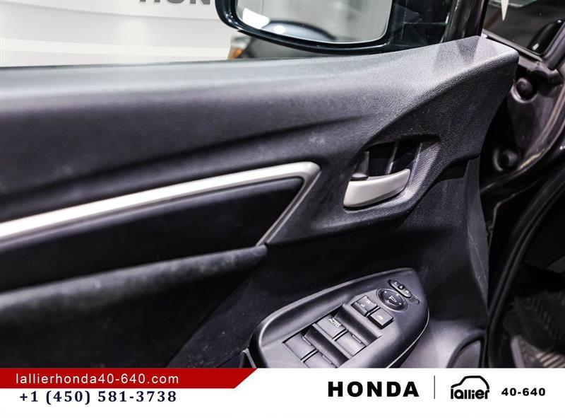 2015 Honda Fit - Image 11