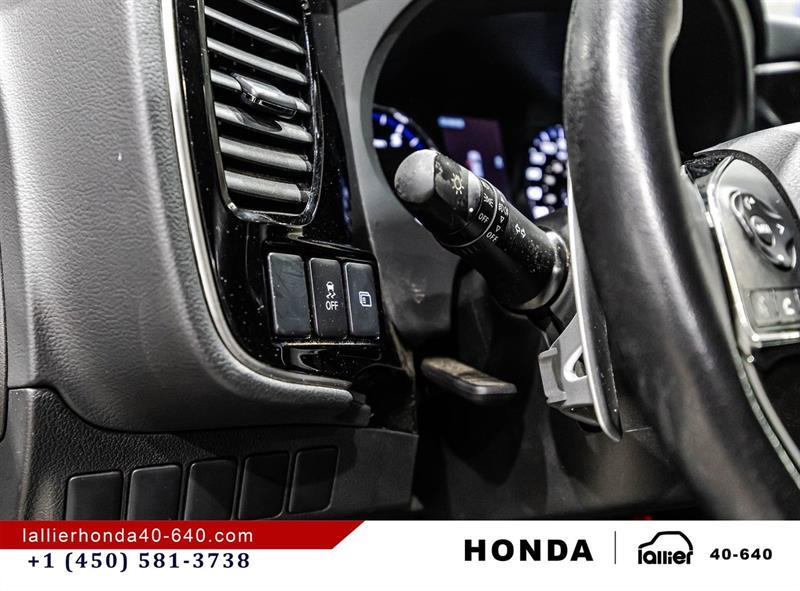 2018 Mitsubishi Outlander - Image 21