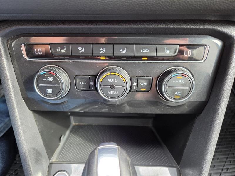 2018 Volkswagen Tiguan - Image 22