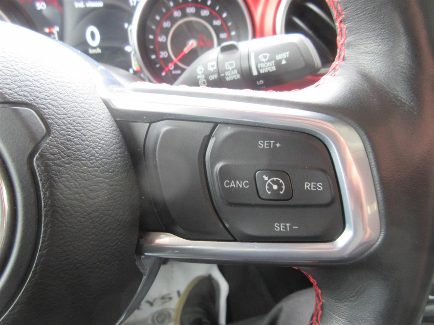 jeep Wrangler 2021 - 28