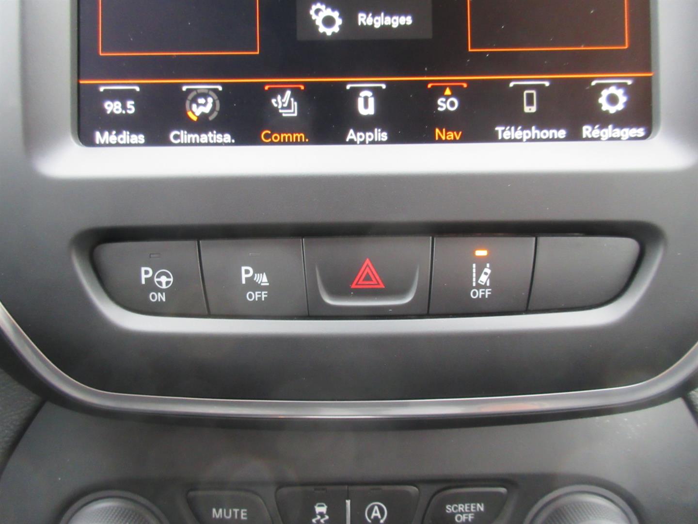 jeep Cherokee 2023 - 33