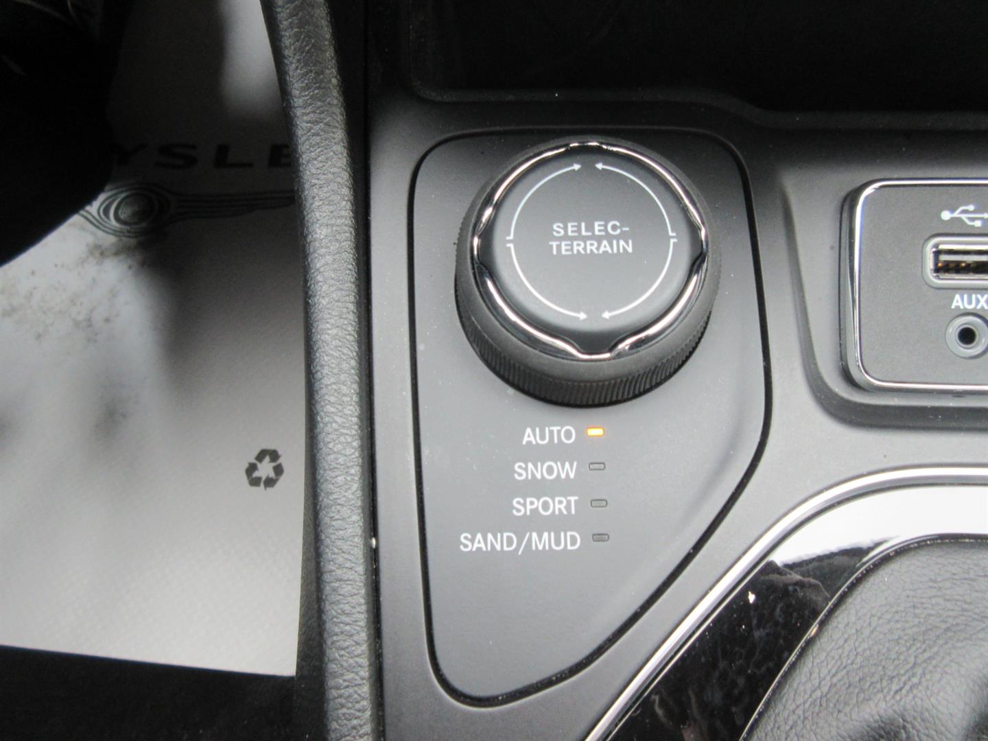 jeep Cherokee 2023 - 35