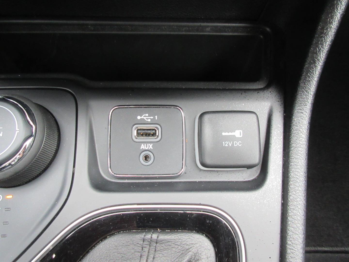 jeep Cherokee 2023 - 36