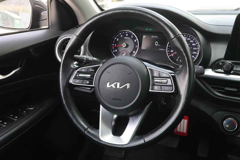 kia Forte 2023 - 2