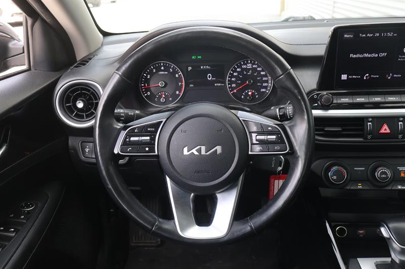 kia Forte 2023 - 15
