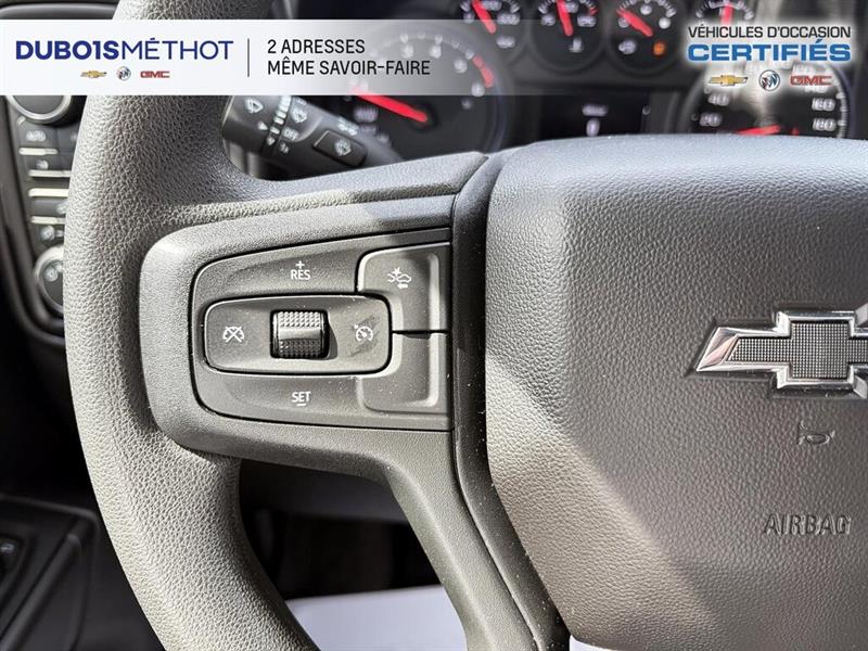 chevrolet Silverado 1500 2024 - 24