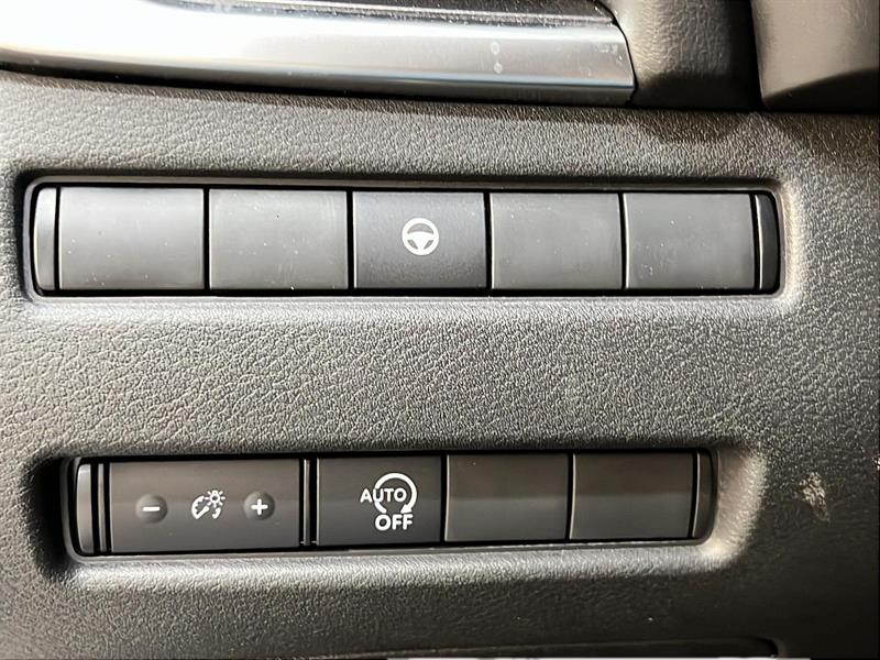 nissan Rogue 2023 - 21