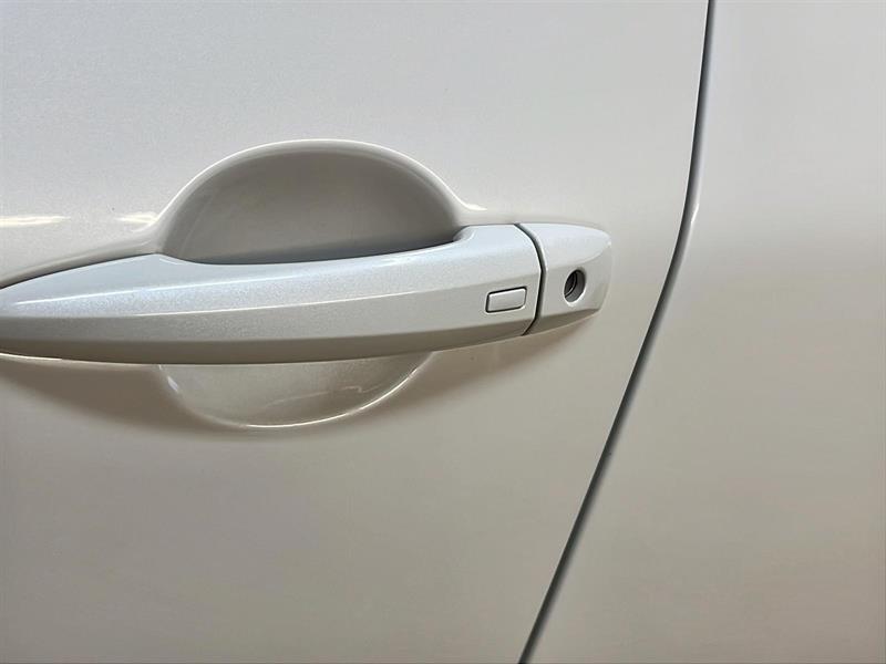 nissan Rogue 2023 - 25