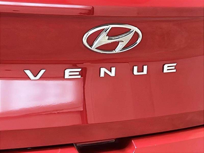 hyundai Venue 2022 - 24