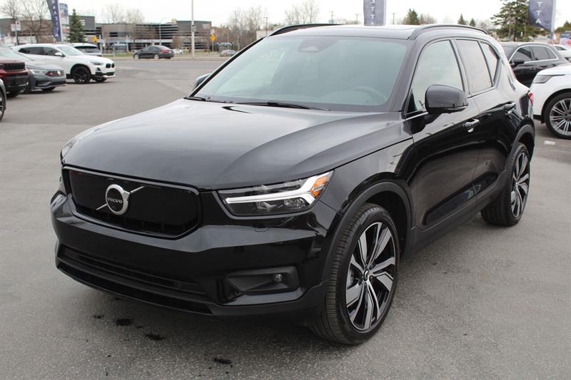 volvo XC40 2021