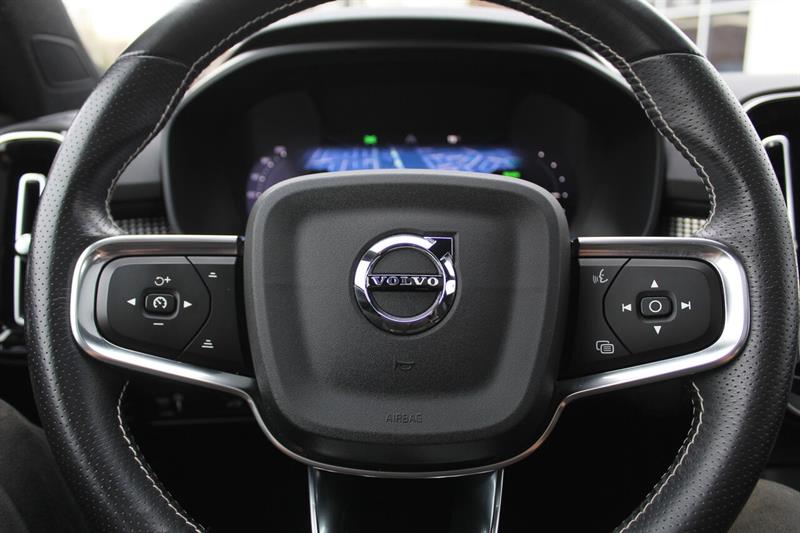 volvo XC40 2021 - 16