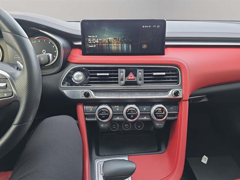 genesis G70 2023 - 13